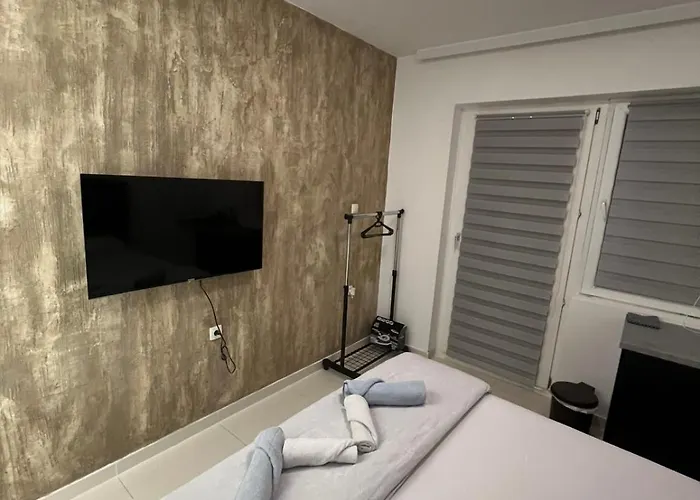 Liboroview Апартаменты Ниш